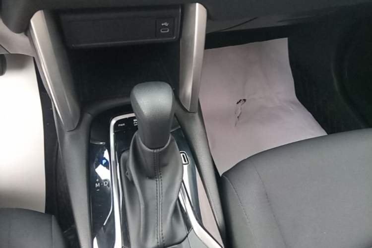 Used Toyota Corolla Cross 2023 2.0L Pioneer Edition Gear Lever