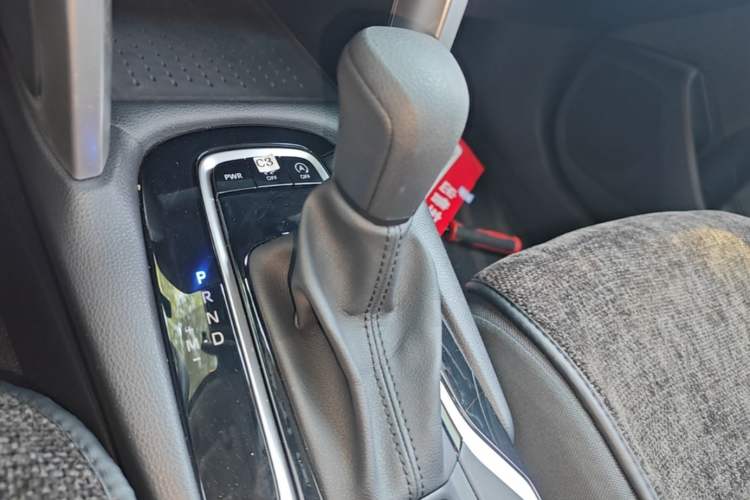 Used Toyota Corolla Cross 2023 2.0L Elite Edition Gear Lever
