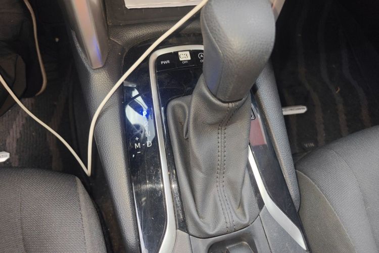 Used Toyota Corolla Cross 2023 2.0L Elite Edition Gear Lever