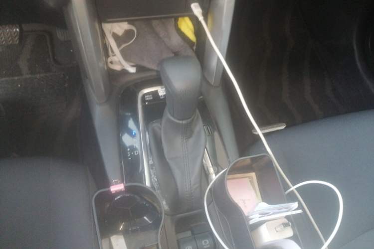 Used Toyota Corolla Cross 2023 Dual-Motor 2.0L Elite Edition Gear Lever