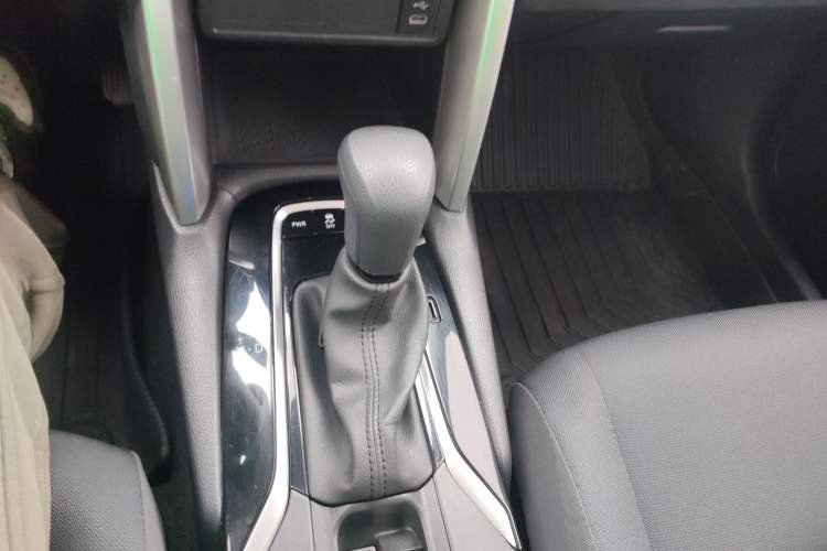 Used Toyota Corolla Cross 2023 2.0L Pioneer Edition Gear Lever