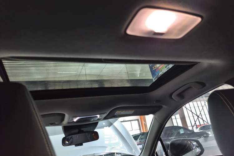 Used Toyota Corolla Cross 2023 2.0L Elite Edition Headliner