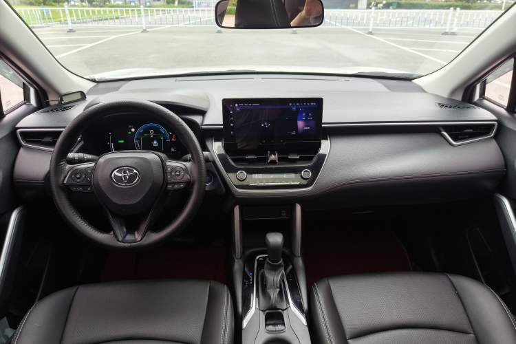 Used Toyota Corolla Cross 2023 Dual-Motor 2.0L Elite Edition Interior 1
