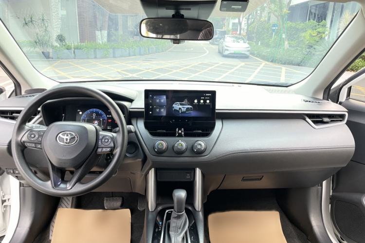 Used Toyota Corolla Cross 2023 2.0L Pioneer Edition Interior 1