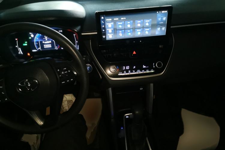 Used Toyota Corolla Cross 2023 Dual-Motor 2.0L Pioneer Edition Interior 2