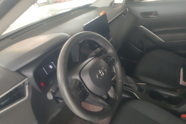 Used Toyota Corolla Cross 2023 2.0L Pioneer Edition Interior 2