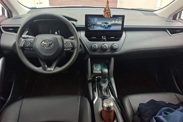 Used Toyota Corolla Cross 2023 2.0L Pioneer Edition Interior 2