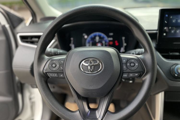 Used Toyota Corolla Cross 2023 2.0L Pioneer Edition Interior 2