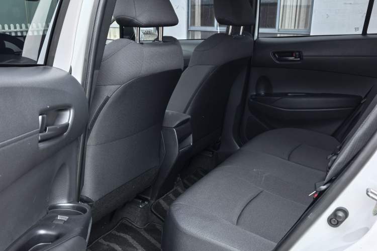 Used Toyota Corolla Cross 2023 2.0L Pioneer Edition Interior 2