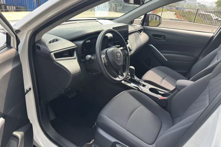Used Toyota Corolla Cross 2023 2.0L Pioneer Edition Interior 3