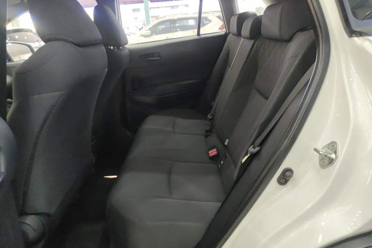 Used Toyota Corolla Cross 2023 2.0L Elite Edition Interior 4
