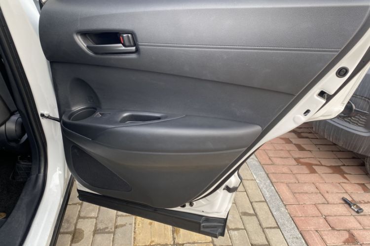 Used Toyota Corolla Cross 2023 2.0L Pioneer Edition Interior 5