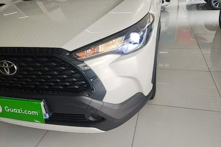 Used Toyota Corolla Cross 2023 2.0L Elite Edition Left Front Headlight