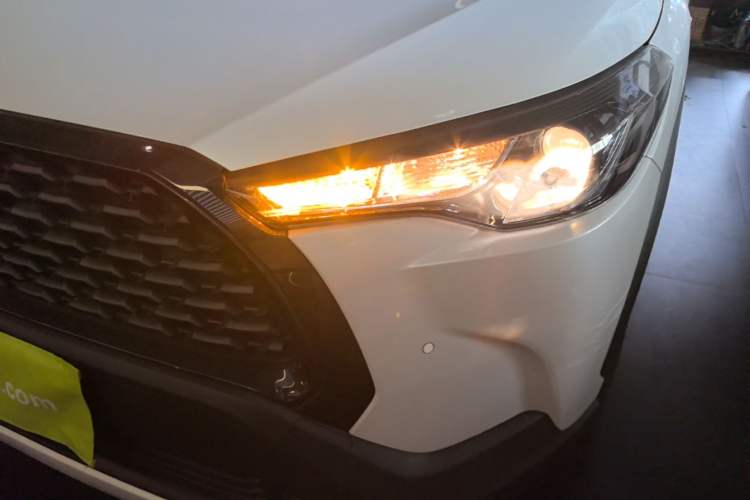 Used Toyota Corolla Cross 2023 Dual-Motor 2.0L Pioneer Edition Left Front Headlight