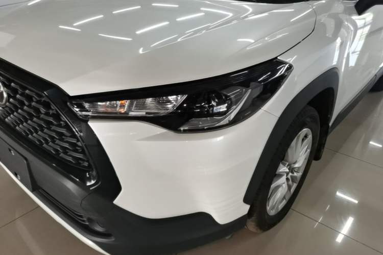 Used Toyota Corolla Cross 2023 2.0L Elite Edition Left Front Headlight