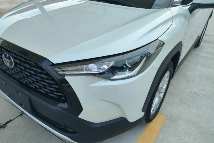 Used Toyota Corolla Cross 2023 2.0L Elite Edition Left Front Headlight