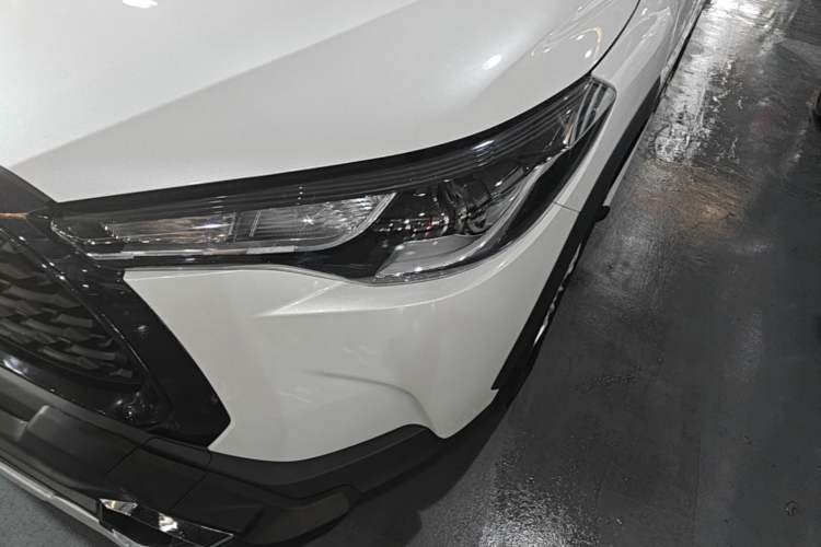 Used Toyota Corolla Cross 2023 2.0L Elite Edition Left Front Headlight