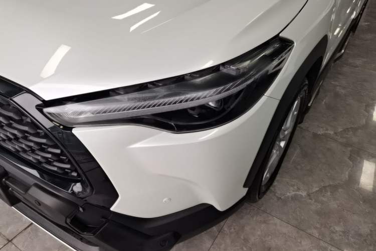 Used Toyota Corolla Cross 2023 2.0L Elite Edition Left Front Headlight