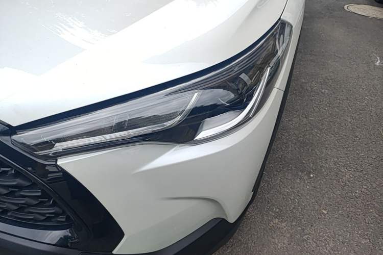 Used Toyota Corolla Cross 2023 2.0L Elite Edition Left Front Headlight