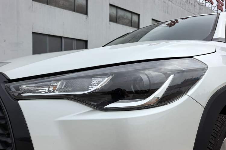 Used Toyota Corolla Cross 2023 2.0L Pioneer Edition Left Front Headlight