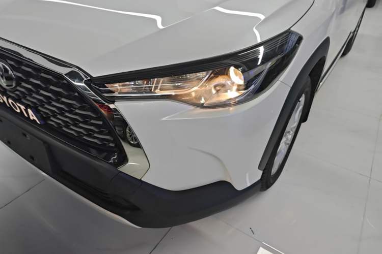Used Toyota Corolla Cross 2023 2.0L Pioneer Edition Left Front Headlight