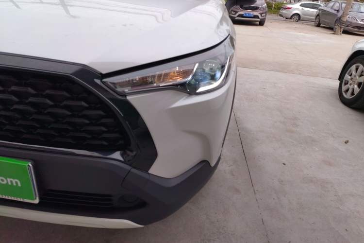 Used Toyota Corolla Cross 2023 2.0L Elite Edition Left Front Headlight