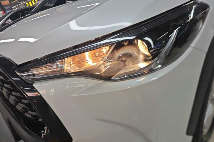 Used Toyota Corolla Cross 2023 2.0L Pioneer Edition Left Front Headlight