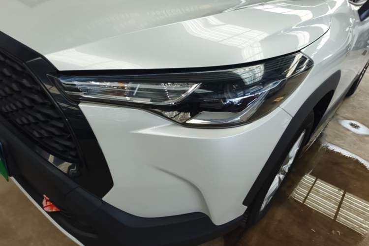 Used Toyota Corolla Cross 2023 2.0L Pioneer Edition Left Front Headlight