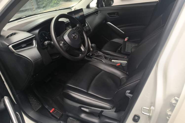 Used Toyota Corolla Cross 2023 2.0L Pioneer Edition Left Front Seat