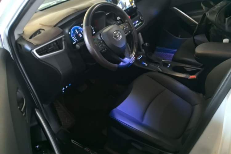 Used Toyota Corolla Cross 2023 Dual-Motor 2.0L Pioneer Edition Left Front Seat