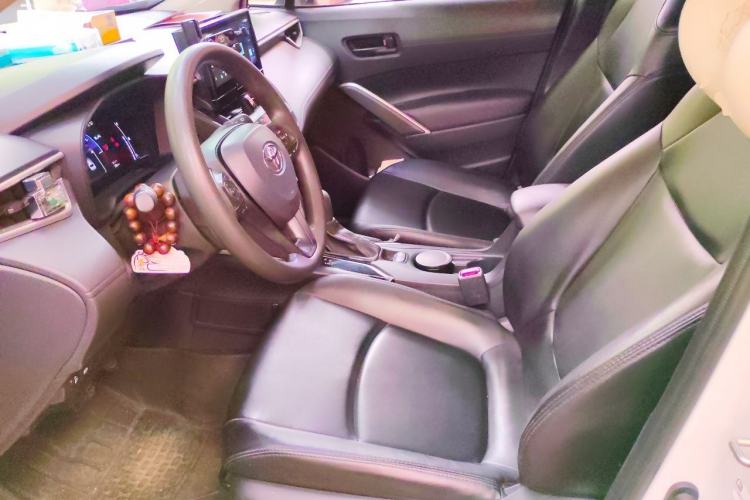 Used Toyota Corolla Cross 2023 Dual-Motor 2.0L Elite Edition Left Front Seat