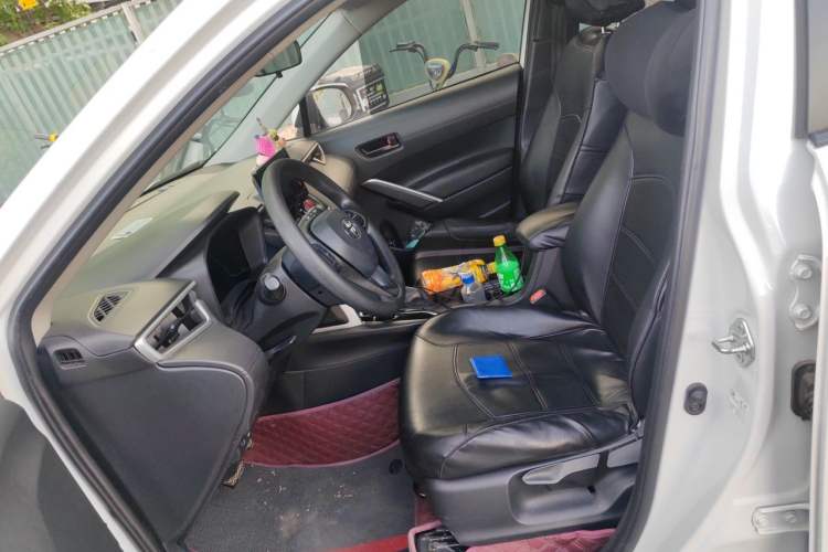 Used Toyota Corolla Cross 2023 Dual-Motor 2.0L Pioneer Edition Left Front Seat