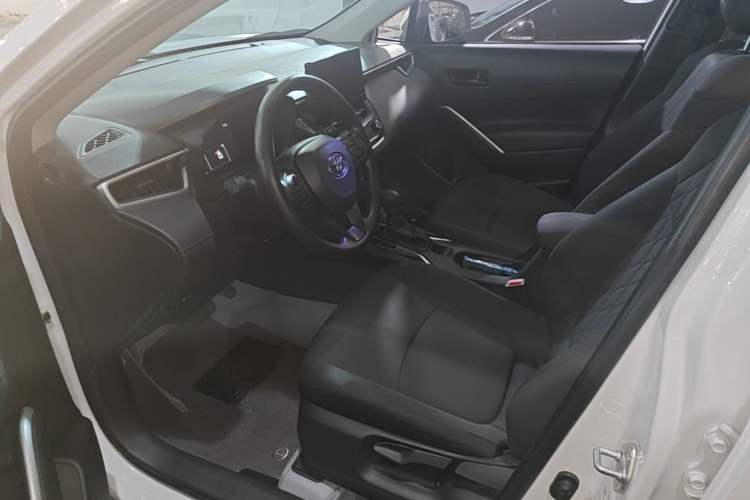 Used Toyota Corolla Cross 2023 2.0L Elite Edition Left Front Seat