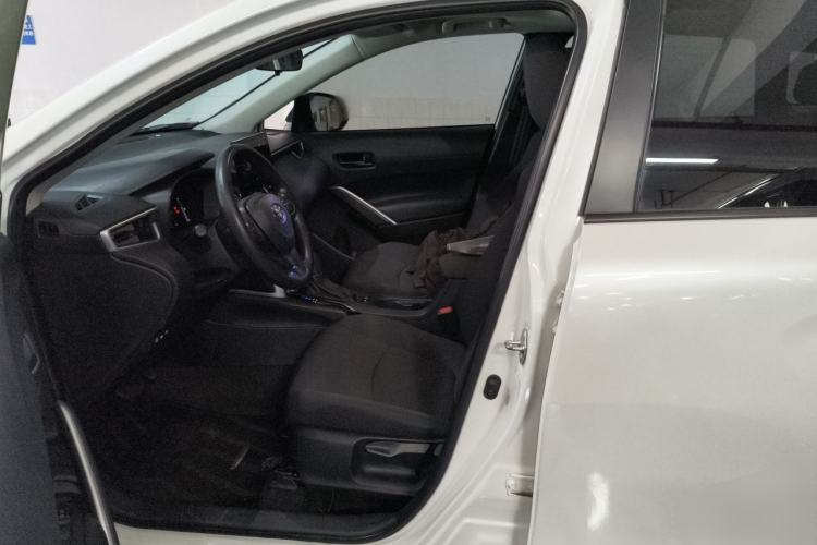 Used Toyota Corolla Cross 2023 2.0L Elite Edition Left Front Seat