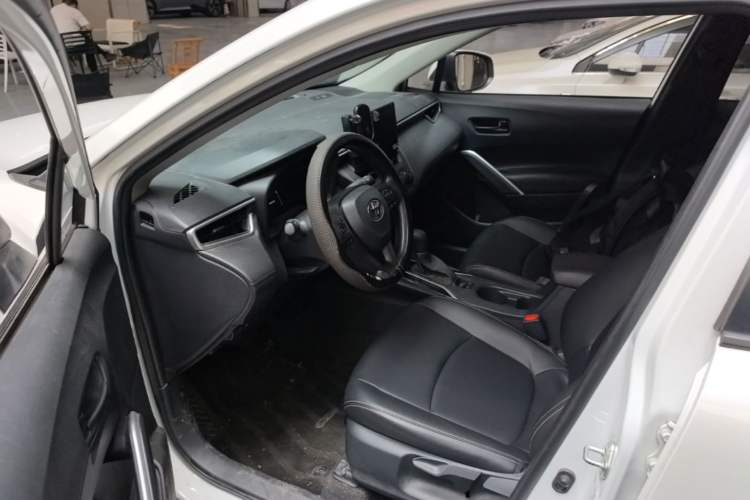 Used Toyota Corolla Cross 2023 2.0L Pioneer Edition Left Front Seat
