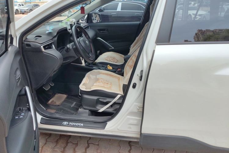 Used Toyota Corolla Cross 2023 2.0L Pioneer Edition Left Front Seat