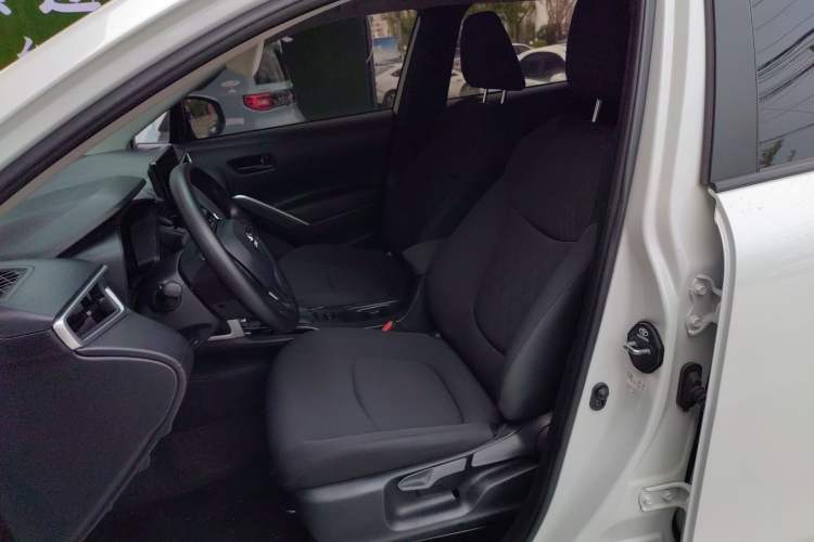 Used Toyota Corolla Cross 2023 2.0L Elite Edition Left Front Seat