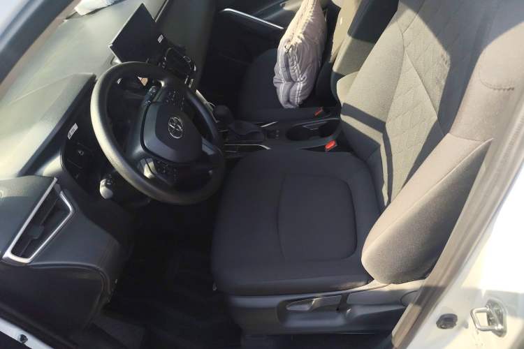 Used Toyota Corolla Cross 2023 2.0L Elite Edition Left Front Seat