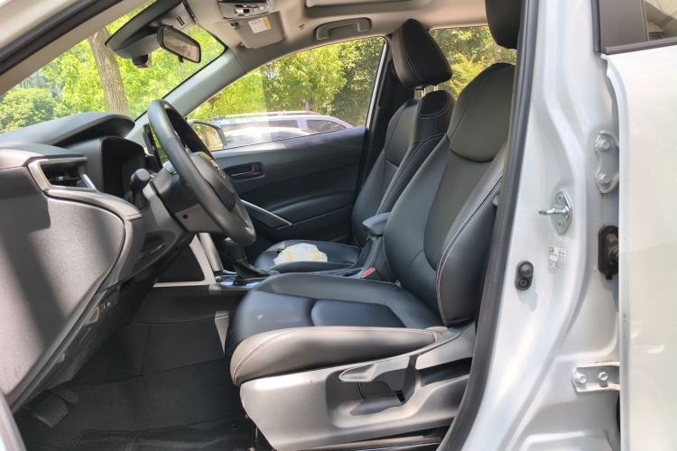 Used Toyota Corolla Cross 2023 2.0L Elite Edition Left Front Seat