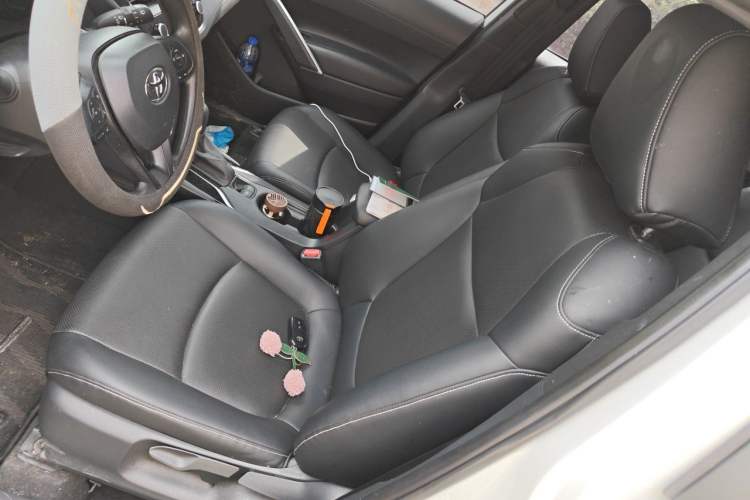 Used Toyota Corolla Cross 2023 2.0L Elite Edition Left Front Seat