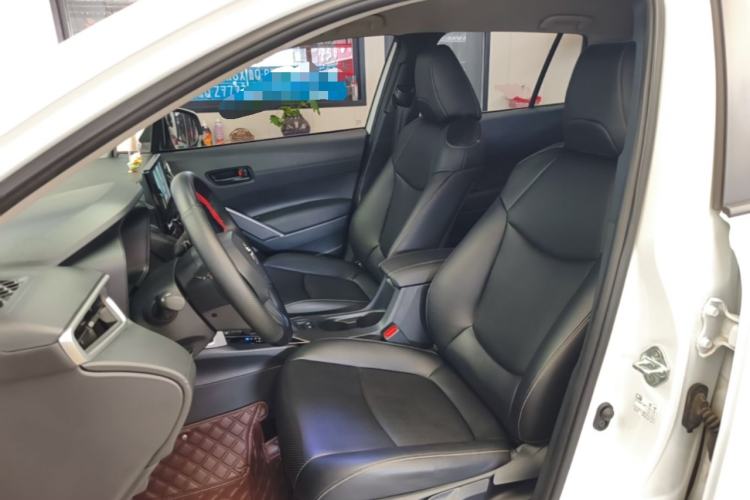 Used Toyota Corolla Cross 2023 2.0L Pioneer Edition Left Front Seat