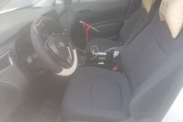Used Toyota Corolla Cross 2023 Dual-Motor 2.0L Elite Edition Left Front Seat