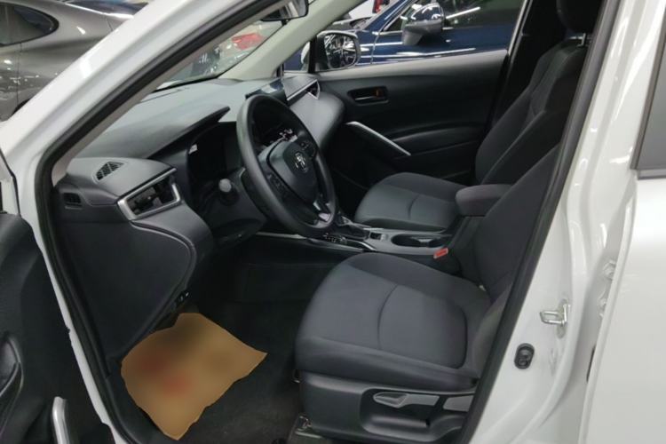 Used Toyota Corolla Cross 2023 2.0L Pioneer Edition Left Front Seat