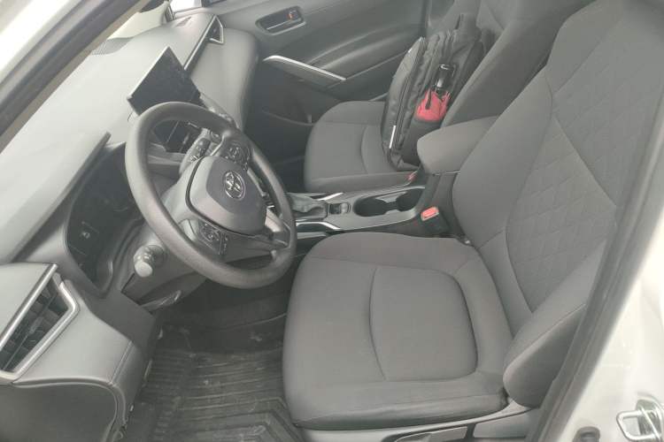 Used Toyota Corolla Cross 2023 2.0L Pioneer Edition Left Front Seat