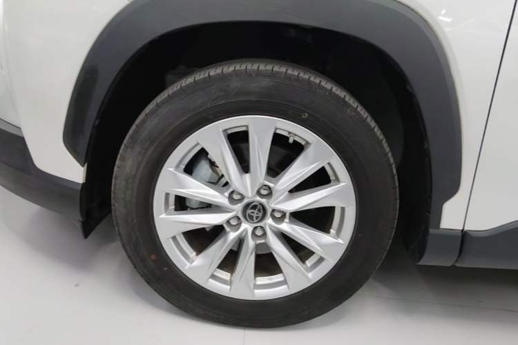 Used Toyota Corolla Cross 2023 2.0L Pioneer Edition Left Front Wheel Hub