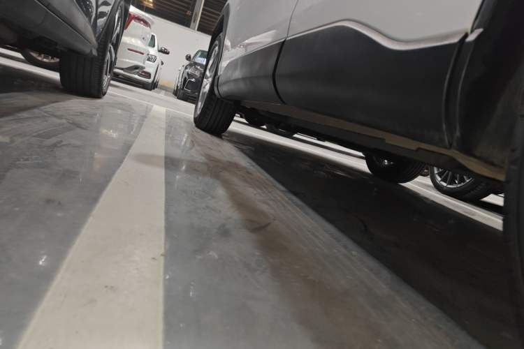 Used Toyota Corolla Cross 2023 Dual-Motor 2.0L Pioneer Edition Left Side Sill
