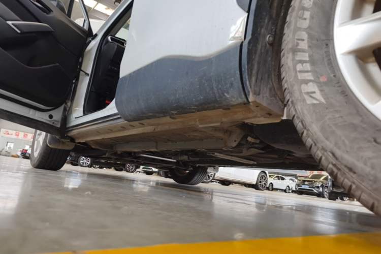 Used Toyota Corolla Cross 2023 2.0L Pioneer Edition Left Side Sill