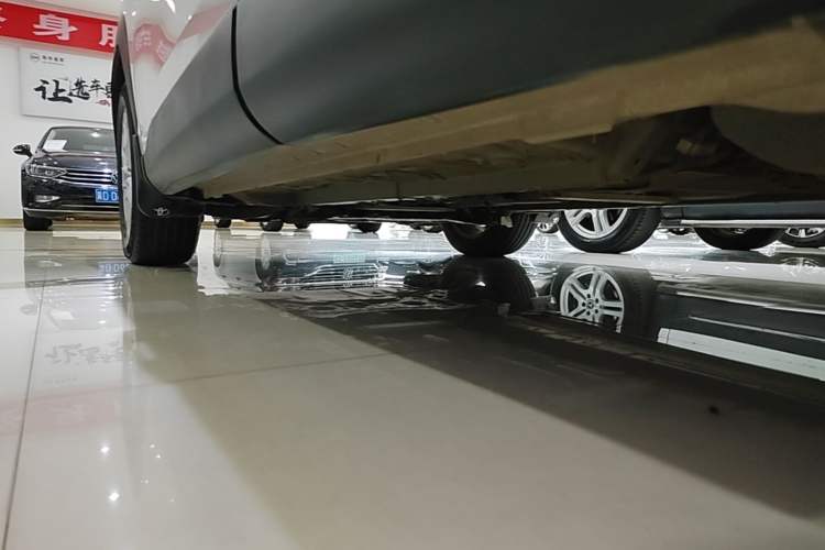 Used Toyota Corolla Cross 2023 2.0L Pioneer Edition Left Side Sill