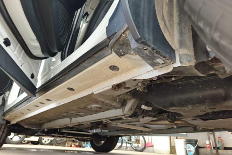 Used Toyota Corolla Cross 2023 2.0L Pioneer Edition Left Side Sill