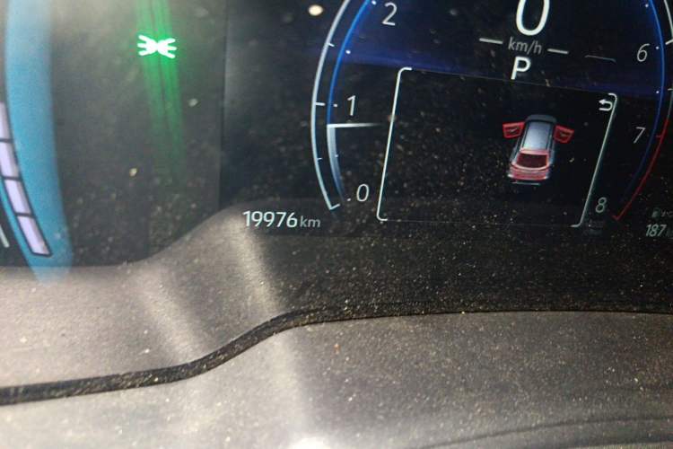 Used Toyota Corolla Cross 2023 2.0L Elite Edition Odometer Close Up